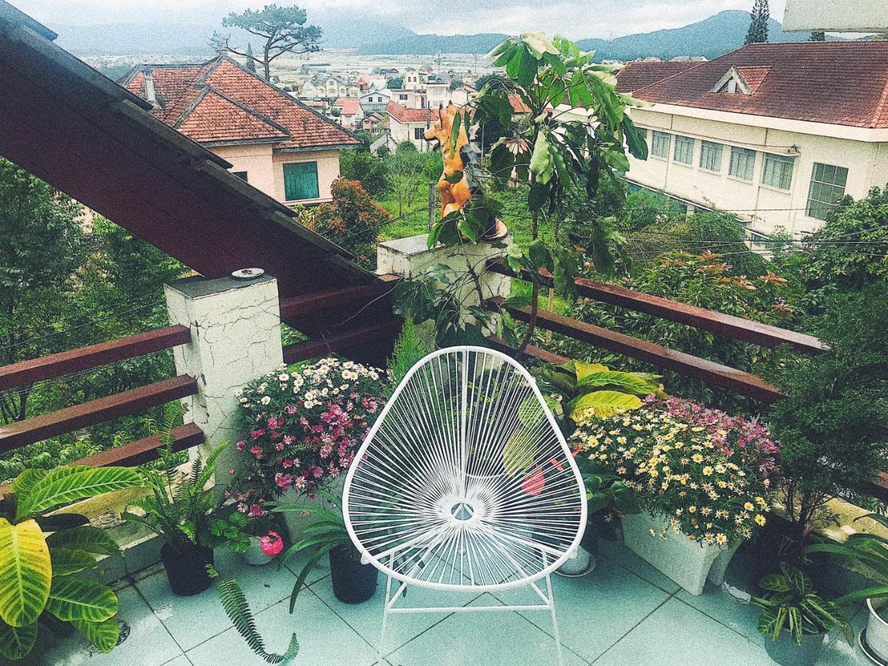 The Balcony Bnb Далат Экстерьер фото
